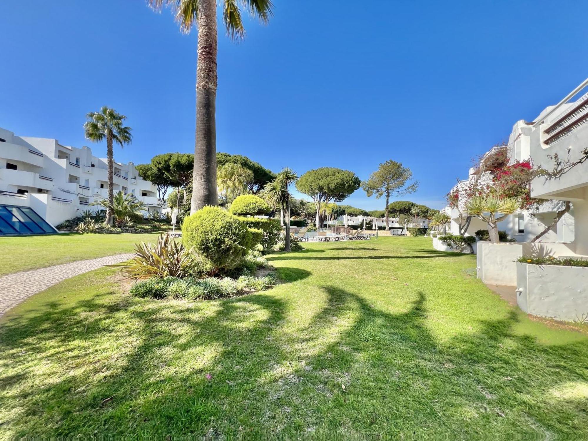 Albufeira Balaia Golf Vilage 2 With Pool By Homing Extérieur photo