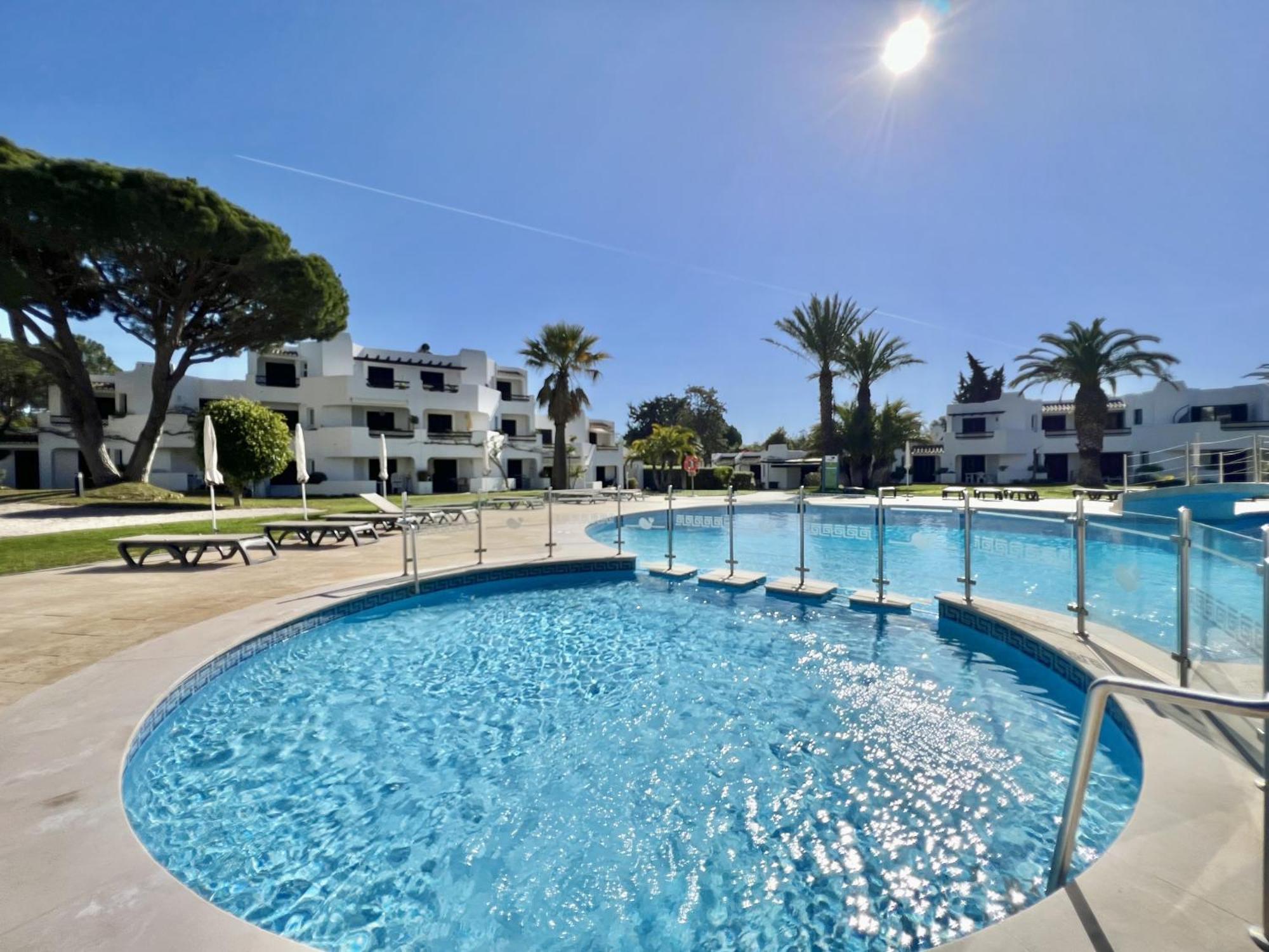 Albufeira Balaia Golf Vilage 2 With Pool By Homing Extérieur photo